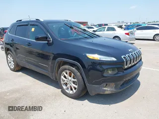 2017 Jeep Cherokee Latitude z VIN 1C4PJLCS3HW642778, wystawiony jako IAAI lot #42437977 z przebiegiem 144 399 mil mil oraz . Historia ofert i sprzedaży dostępna na DreamBid. Obrazek 1.
