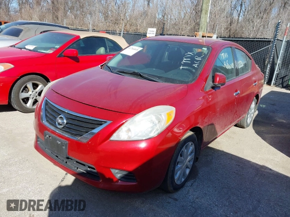 2014 Nissan Versa SV with VIN 3N1CN7AP5EL859231, listed as a IAAI auction lot 41766818 with 116,281 mi miles. Bid and sale history available at carsss.com. Image 2.