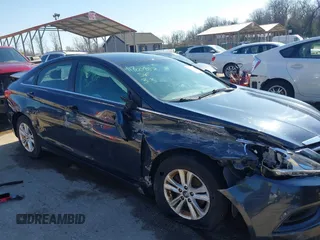2013 Hyundai Sonata GLS z VIN 5NPEB4AC0DH664033, wystawiony jako IAAI lot #41700987 z przebiegiem 106 266 mil mil oraz . Historia ofert i sprzedaży dostępna na DreamBid. Obrazek 6.
