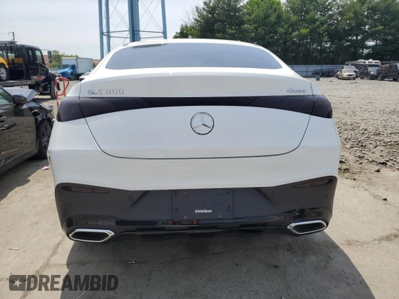2024 Mercedes-Benz GLC with VIN W1NKJ4HB6RF118284, listed as a Copart auction lot 60476354 with 2,616 mi miles and Salvage Title. Bid and sale history available at carsss.com. Image 6.