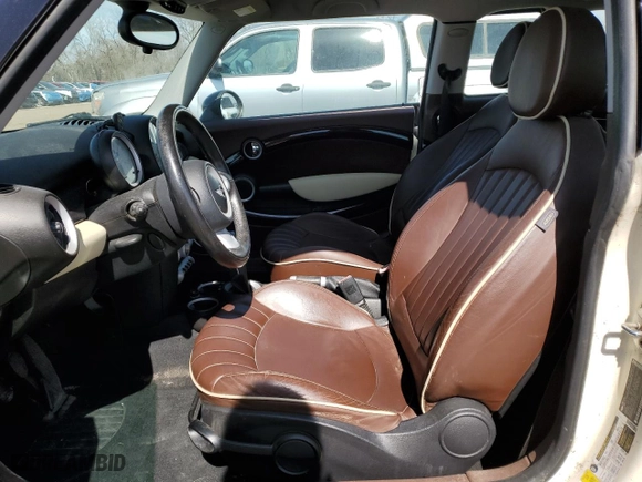 2009 MINI Cooper Clubman with VIN WMWML33529TP98091, listed as a Copart auction lot 51144095 with 0 mi miles and Clean Title. Bid and sale history available at carsss.com. Image 7.