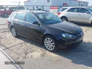 2013 Volkswagen Jetta SportWagen TDI with VIN 3VWPL7AJ6DM695011, listed as a IAAI auction lot 42129066 with 194,310 mi miles. Bid and sale history available at carsss.com. Image 1.