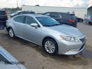 2014 Lexus ES 300h with VIN JTHBW1GG6E2044417, listed as a IAAI auction lot 42598894 with 104,915 mi miles and . Bid and sale history available at DreamBid. Image 1.