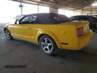 2007 Ford Mustang Deluxe with VIN 1ZVHT84N475215065, listed as a Copart auction lot 82624444 with 163,810 mi miles and Salvage Title. Bid and sale history available at carsss.com. Image 2.
