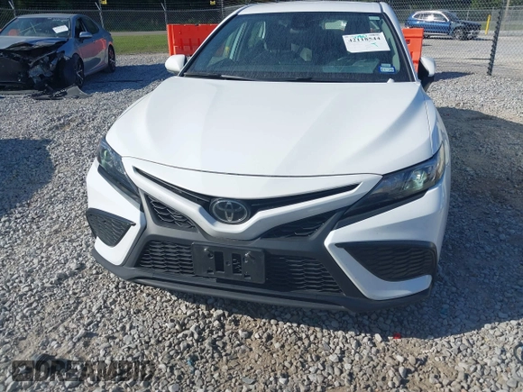 2023 Toyota Camry SE with VIN 4T1G11AKXPU768990, listed as a IAAI auction lot 42118544 with 53,064 mi miles. Bid and sale history available at carsss.com. Image 12.