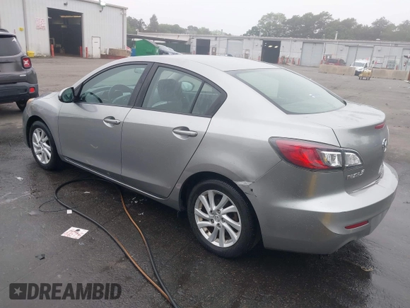 2012 Mazda 3 i Touring с VIN JM1BL1V8XC1544668, выставлен на аукционе IAAI как лот 42518880 с пробегом 111 554 миль миль и . История ставок и продаж доступна на DreamBid. Изображение 3.