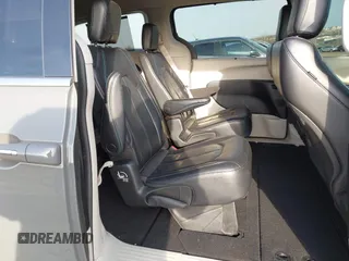 2021 Chrysler Pacifica Touring L with VIN 2C4RC1BG4MR598328, listed as a IAAI auction lot 41749306 with 78,035 mi miles and . Bid and sale history available at DreamBid. Image 8.