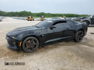 2017 Chevrolet Camaro 1SS z VIN 1G1FF1R78H0199740, wystawiony jako Copart lot #59041525 z przebiegiem 113 268 mil mil oraz Czysty tytuł • Clean title. Historia ofert i sprzedaży dostępna na DreamBid. Obrazek 1.
