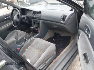 1997 Honda Accord LX z VIN 1HGCD5631VA242492, wystawiony jako IAAI lot #42442502 z przebiegiem 164 482 mil mil oraz . Historia ofert i sprzedaży dostępna na DreamBid. Obrazek 5.