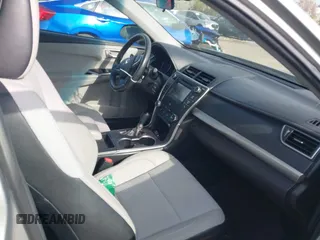 2017 Toyota Camry XLE with VIN 4T1BF1FK1HU783044, listed as a IAAI auction lot 42006364 with 82,564 mi miles. Bid and sale history available at carsss.com. Image 5.