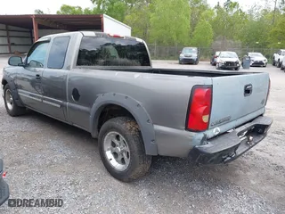 2006 Chevrolet Silverado 1500 LS with VIN 1GCEC19V06Z291136, listed as a IAAI auction lot 41938807 with 1 mi miles. Bid and sale history available at carsss.com. Image 3.