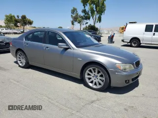 2006 BMW 7 Series 750i with VIN WBAHL83546DT02261, listed as a Copart auction lot 61686475 with 86,909 mi miles and Salvage title. Bid and sale history available at DreamBid. Image 4.