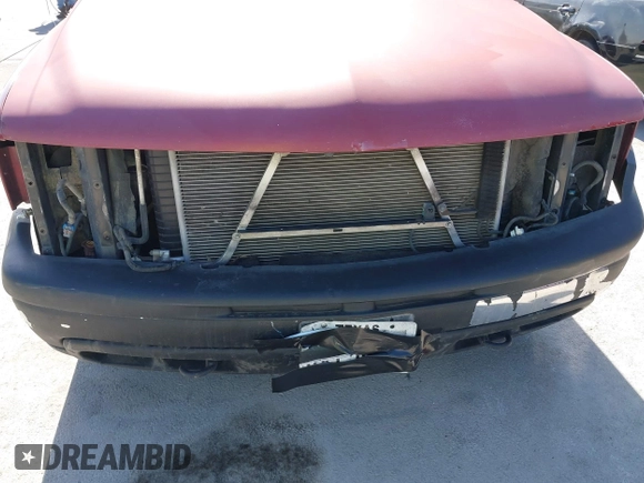 2003 Chevrolet Tahoe LS z VIN 1GNEK13Z73R127111, wystawiony jako IAAI lot #41830248 z przebiegiem Nie podano mil oraz . Historia ofert i sprzedaży dostępna na DreamBid. Obrazek 6.