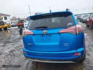 2017 Toyota RAV4 XLE with VIN 2T3RFREV2HW693031, listed as a IAAI auction lot 41671812 with 82,190 mi miles. Bid and sale history available at carsss.com. Image 16.