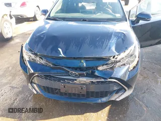 2019 Toyota Corolla Hatchback SE with VIN JTNK4RBE1K3024766, listed as a IAAI auction lot 42037121 with 121,595 mi miles. Bid and sale history available at carsss.com. Image 6.