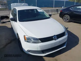 2014 Volkswagen Jetta S with VIN 3VW2K7AJ8EM375977, listed as a IAAI auction lot 42249360 with 117,084 mi miles and . Bid and sale history available at DreamBid. Image 1.