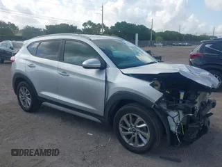 2018 Hyundai Tucson SEL Plus z VIN KM8J33A49JU710714, wystawiony jako IAAI lot #42181068 z przebiegiem 148 584 mil mil oraz . Historia ofert i sprzedaży dostępna na DreamBid. Obrazek 1.