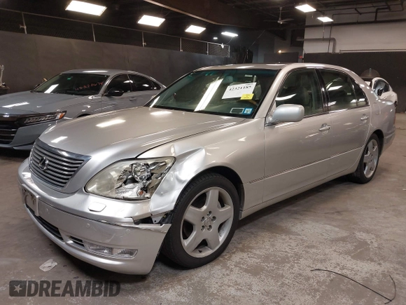 2004 Lexus LS 430 z VIN JTHBN36F840154239, wystawiony jako IAAI lot #42321185 z przebiegiem 117 073 mil mil oraz . Historia ofert i sprzedaży dostępna na DreamBid. Obrazek 17.
