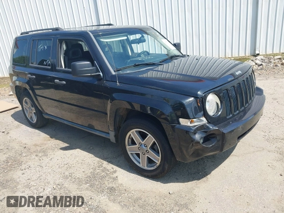 2008 Jeep Patriot Sport with VIN 1J8FF28W58D543970, listed as a IAAI auction lot 42577470 with 135,488 mi miles and . Bid and sale history available at DreamBid. Image 1.