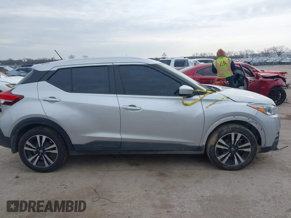 2019 Nissan Kicks S with VIN 3N1CP5CU7KL544735, listed as a IAAI auction lot 41581599 with 135,348 mi miles and . Bid and sale history available at DreamBid. Image 13.