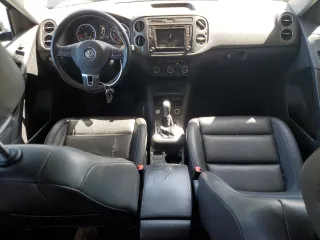 2017 Volkswagen Tiguan S with VIN WVGAV7AX3HK002668, listed as a Copart auction lot 55182385 with 128,991 mi miles and Clean Title. Bid and sale history available at DreamBid. Image 8.