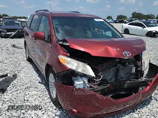 2012 Toyota Sienna XLE AAS с VIN 5TDYK3DC9CS242080, выставлен на аукционе Copart как лот 58374845 с пробегом 152 411 миль миль и Списание • Salvage title. История ставок и продаж доступна на DreamBid. Изображение 15.