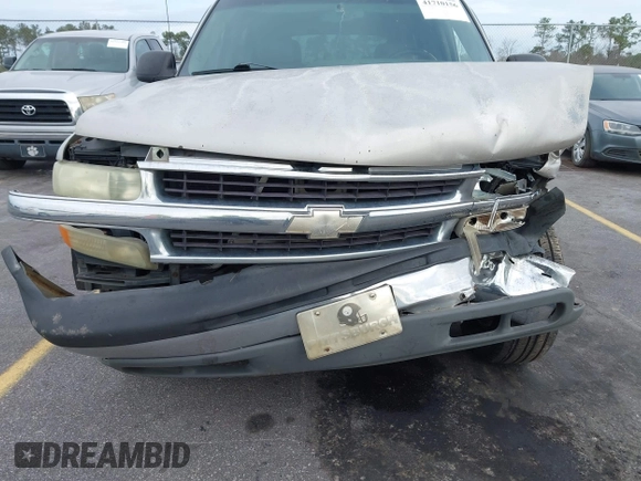 2004 Chevrolet Tahoe LT z VIN 1GNEC13Z34J258811, wystawiony jako IAAI lot #41710156 z przebiegiem 322 462 mil mil oraz . Historia ofert i sprzedaży dostępna na DreamBid. Obrazek 6.