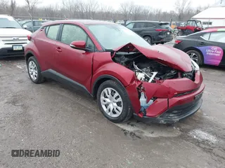 2019 Toyota C-HR XLE with VIN JTNKHMBX5K1062246, listed as a IAAI auction lot 41515839 with 44,098 mi miles. Bid and sale history available at carsss.com. Image 1.