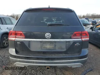2018 Volkswagen Atlas 3.6L V6 SEL with VIN 1V2MR2CA8JC584928, listed as a Copart auction lot 45660995 with 166,690 mi miles and Salvage Title. Bid and sale history available at carsss.com. Image 6.
