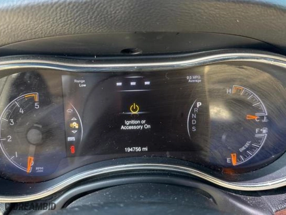 2015 Jeep Grand Cherokee Limited with VIN 1C4RJFBM1FC113082, listed as a Copart auction lot 48744015 with 194,756 mi miles and Clean Title. Bid and sale history available at carsss.com. Image 8.