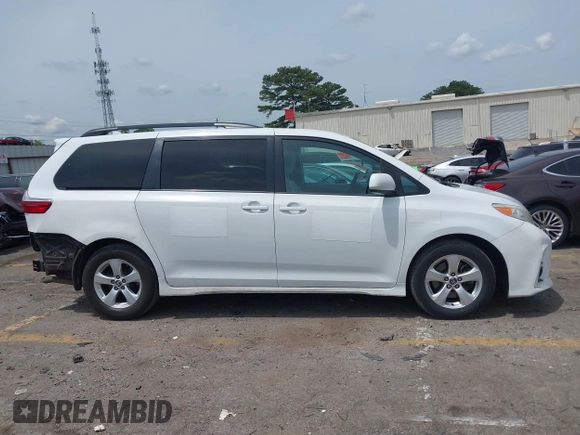 2018 Toyota Sienna LE Auto Access Seat with VIN 5TDKZ3DC6JS909072, listed as a IAAI auction lot 42228691 with 253,295 mi miles and . Bid and sale history available at DreamBid. Image 13.