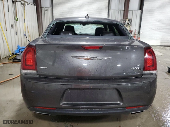 2016 Chrysler 300 with VIN 2C3CCAGG9GH270464, listed as a Copart auction lot 81161854 with 100,508 mi miles and Salvage Title. Bid and sale history available at carsss.com. Image 6.