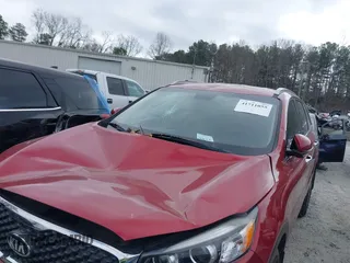 2018 Kia Sorento LX z VIN 5XYPG4A39JG400774, wystawiony jako IAAI lot #41711055 z przebiegiem 56 046 mil mil oraz . Historia ofert i sprzedaży dostępna na DreamBid. Obrazek 6.