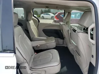 2017 Chrysler Pacifica Limited z VIN 2C4RC1GG1HR504842, wystawiony jako Copart lot #54970065 z przebiegiem 117 802 mil mil oraz Szkoda całkowita • Salvage title. Historia ofert i sprzedaży dostępna na DreamBid. Obrazek 11.