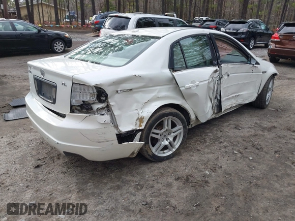 2008 Acura TL with VIN 19UUA662X8A013839, listed as a IAAI auction lot 41731942 with 188,316 mi miles. Bid and sale history available at carsss.com. Image 4.