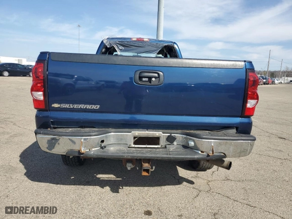 2007 Chevrolet Silverado 2500HD Classic LT3 with VIN 1GCHK29D57E134854, listed as a Copart auction lot 45088645 with 101,112 mi miles and Salvage Title. Bid and sale history available at carsss.com. Image 6.