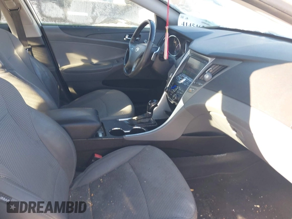 2012 Hyundai Sonata Limited with VIN 5NPEC4AB3CH421920, listed as a IAAI auction lot 41454654 with 122,231 mi miles and . Bid and sale history available at DreamBid. Image 5.