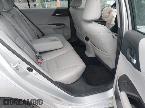 2015 Honda Accord EX-L with VIN 1HGCR2F88FA060043, listed as a IAAI auction lot 41935976 with 88,523 mi miles and . Bid and sale history available at DreamBid. Image 8.