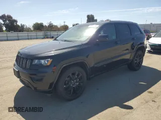 2019 Jeep Grand Cherokee Laredo E with VIN 1C4RJFAG6KC850526, listed as a Copart auction lot 52104315 with 109,845 mi miles and Clean Title. Bid and sale history available at carsss.com. Image 1.