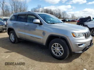2018 Jeep Grand Cherokee Upland with VIN 1C4RJFAG4JC147053, listed as a Copart auction lot 50447915 with 165,900 mi miles and Clean title. Bid and sale history available at DreamBid. Image 4.