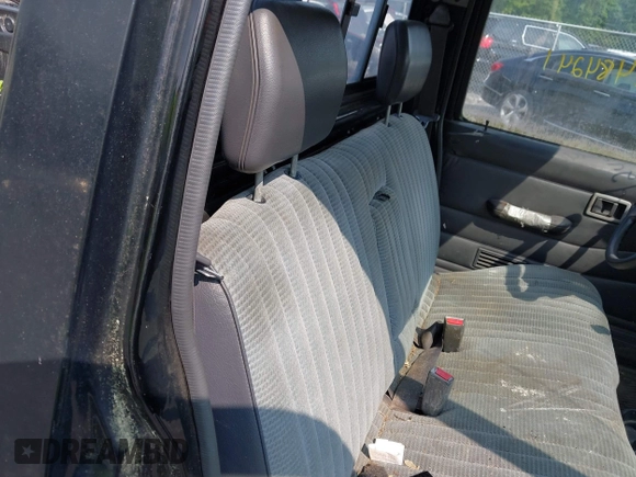 1993 Nissan Frontier с VIN 1N6SD11S1PC337477, выставлен на аукционе IAAI как лот 42484241 с пробегом 89 985 миль миль и . История ставок и продаж доступна на DreamBid. Изображение 8.