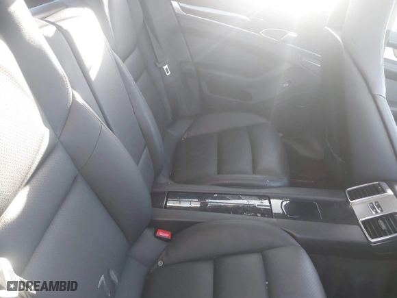 2013 Porsche Panamera S with VIN WP0AB2A71DL060721, listed as a IAAI auction lot 41457545 with 108,938 mi miles. Bid and sale history available at carsss.com. Image 8.