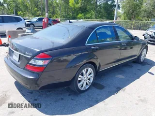2009 Mercedes-Benz S-Class 5.5L V8 with VIN WDDNG86X19A249859, listed as a IAAI auction lot 42128781 with 136,156 mi miles. Bid and sale history available at carsss.com. Image 4.