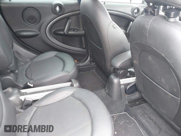 2012 MINI Countryman S with VIN WMWZC3C56CWM27592, listed as a IAAI auction lot 42175396 with 147,600 mi miles and . Bid and sale history available at DreamBid. Image 8.