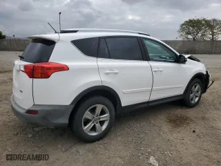 2015 Toyota RAV4 XLE with VIN 2T3WFREV6FW197553, listed as a Copart auction lot 53056415 with 157,169 mi miles and Salvage Title. Bid and sale history available at carsss.com. Image 3.