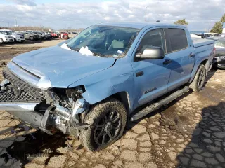 2020 Toyota Tundra 2WD SR5 with VIN 5TFEY5F17LX259009, listed as a Copart auction lot 82742724 with 35,421 mi miles and Salvage Title. Bid and sale history available at carsss.com. Image 1.