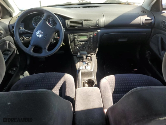 2003 Volkswagen Passat GL with VIN WVWMD63B83P045138, listed as a Copart auction lot 46531755 with 219,355 mi miles and Salvage Title. Bid and sale history available at carsss.com. Image 8.