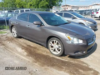 2012 Nissan Maxima S с VIN 1N4AA5APXCC853542, выставлен на аукционе IAAI как лот 42746342 с пробегом 227 384 миль миль и . История ставок и продаж доступна на DreamBid. Изображение 1.