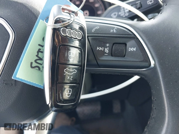 2020 Audi Q7 Premium Plus с VIN WA1LJAF74LD010610, выставлен на аукционе IAAI как лот 41830828 с пробегом 50 801 миль миль и . История ставок и продаж доступна на DreamBid. Изображение 11.