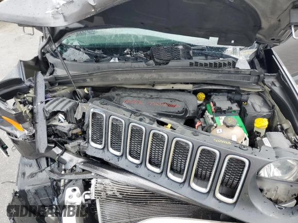 2017 Jeep Renegade Sport z VIN ZACCJAAB0HPF50756, wystawiony jako Copart lot #60187925 z przebiegiem 145 377 mil mil oraz Szkoda całkowita • Salvage title. Historia ofert i sprzedaży dostępna na DreamBid. Obrazek 12.